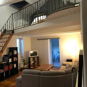 Appartement Charmant Et Climatisé Avec Jardin Avignon