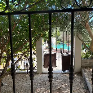 Avila Villa